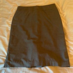 Women’s grey dress stretch skirt size 6